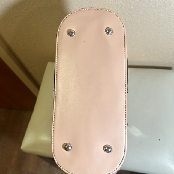Tignanello black and cream top handled purse - Picture 4 of 9